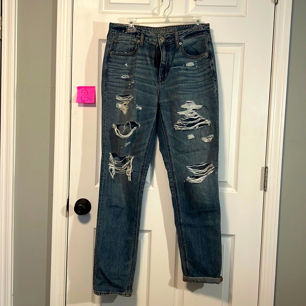 American Eagle: distressed high rise denim